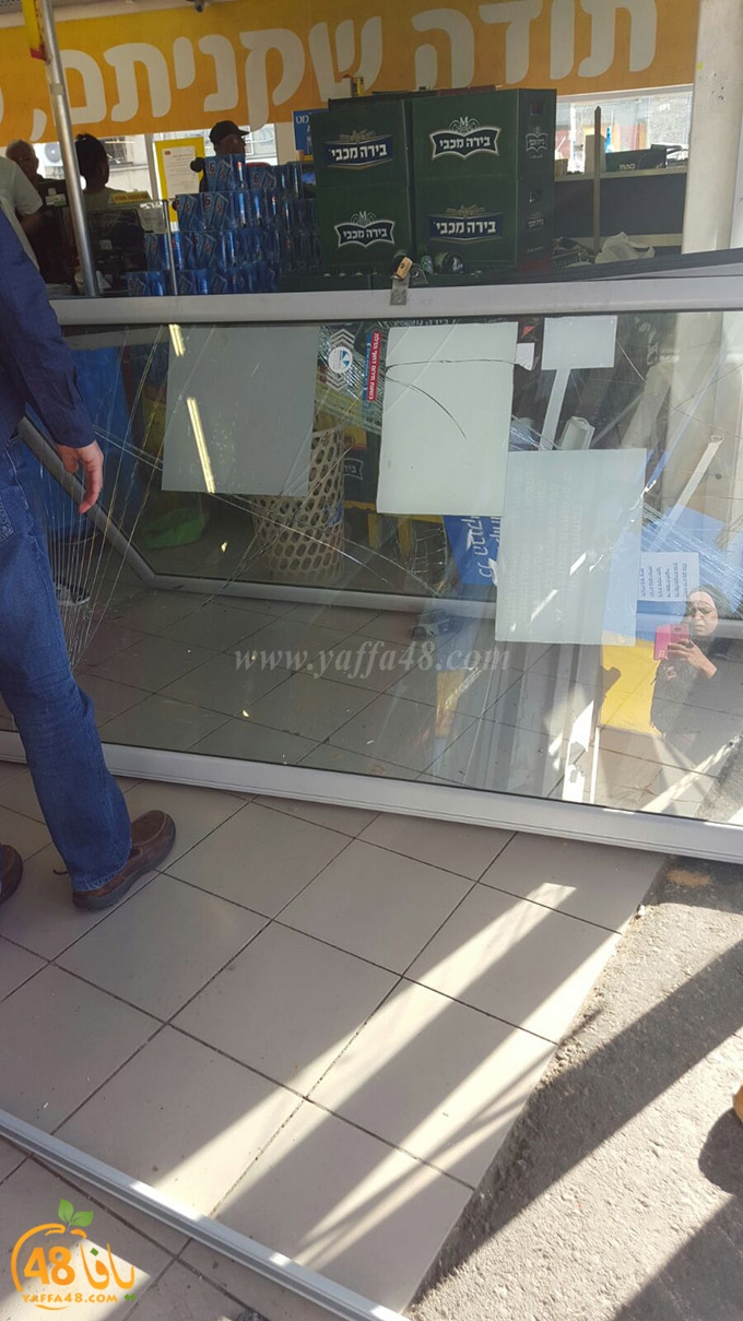 super market stealing (6).jpg